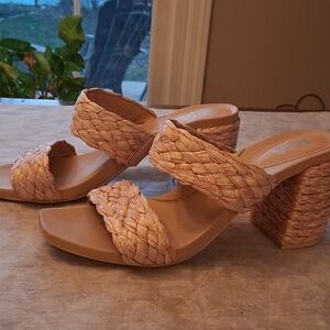 MIA Braided Raffia StrawChunky Block Sandals Heels size 9.5